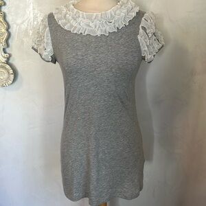 Twelve by Twelve gray t-shirt white ruffle detail rhinestone buttons Size large